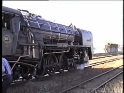 South African Steam_ 15F 3153 Magaliesburg Express 1994.mp4_snapshot_02.05_[2024.09.21_21.45.28]